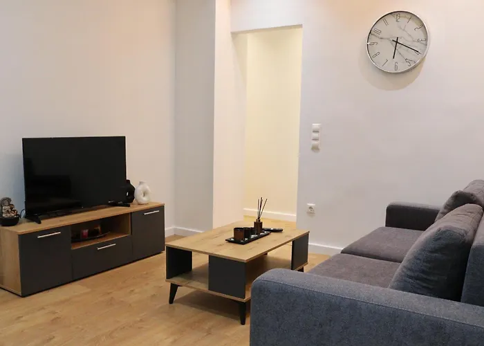 Golemis Apartments